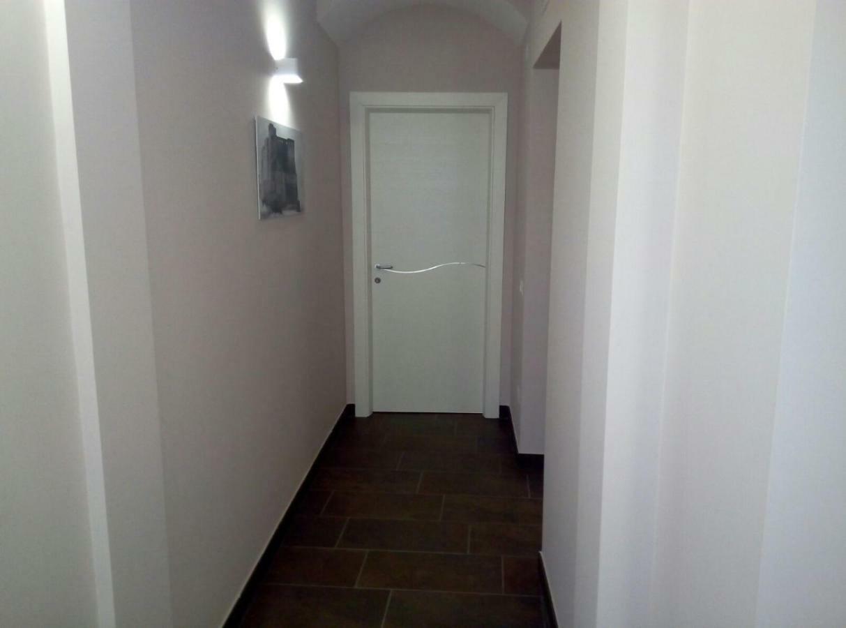 Bed and Breakfast Gradoni Di Chiaia Twenty Three Неаполь Экстерьер фото