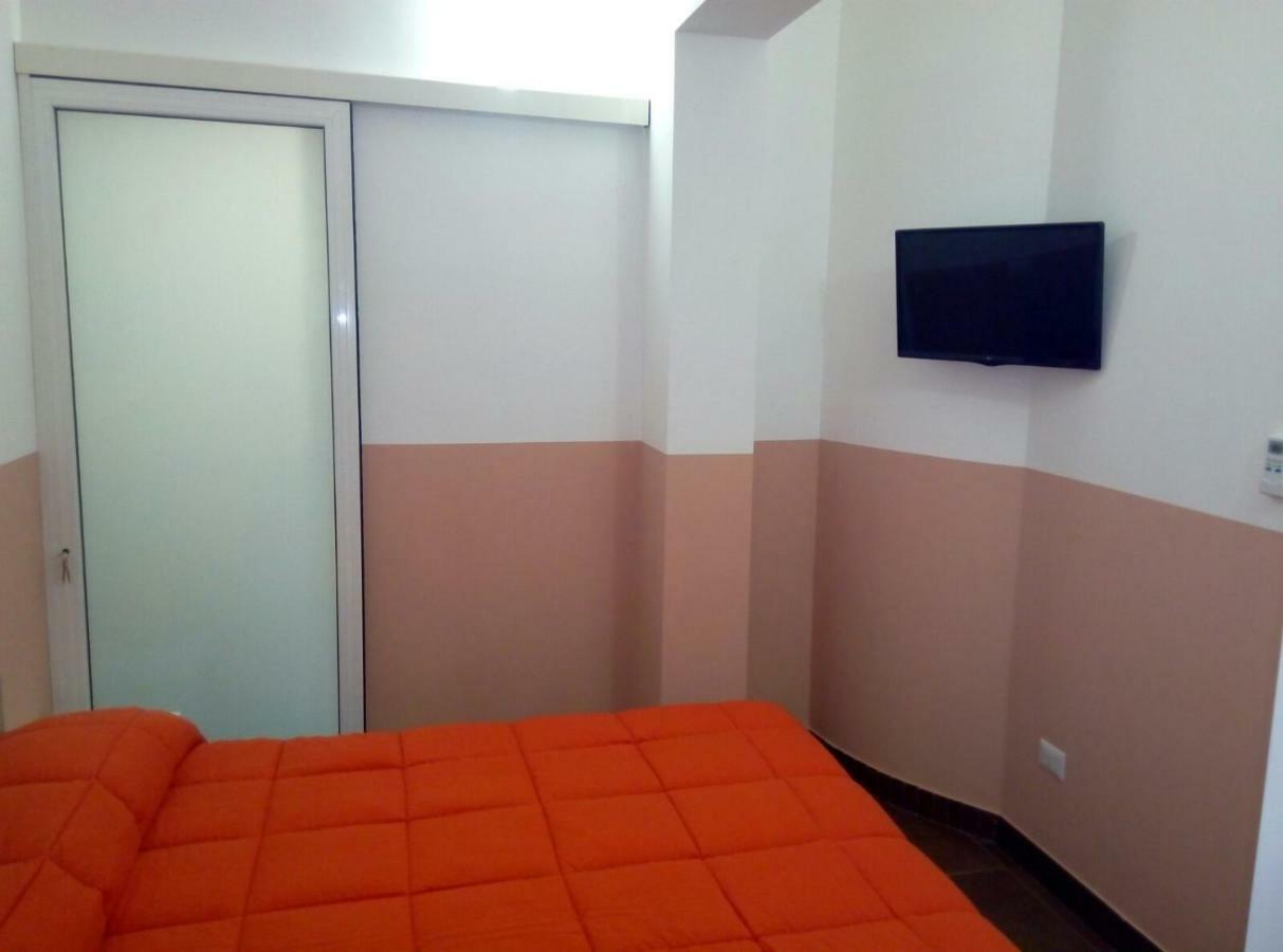 Bed and Breakfast Gradoni Di Chiaia Twenty Three Неаполь Экстерьер фото