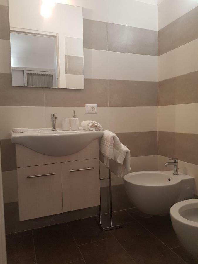 Bed and Breakfast Gradoni Di Chiaia Twenty Three Неаполь Экстерьер фото