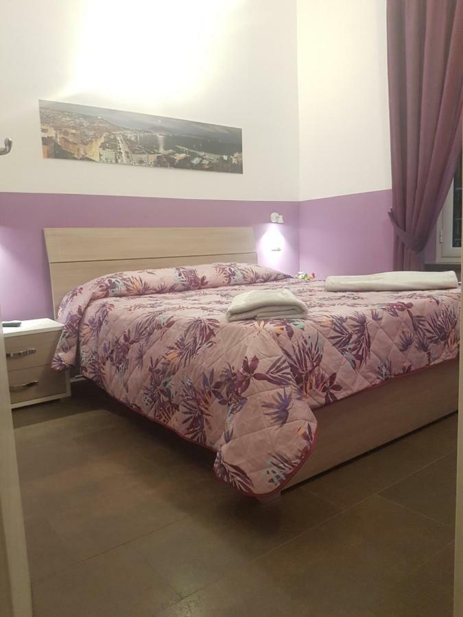 Bed and Breakfast Gradoni Di Chiaia Twenty Three Неаполь Экстерьер фото